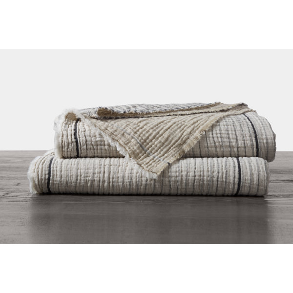 Coyuchi Topanga Organic Matelasse 100 Cotton Blanket & Reviews Wayfair